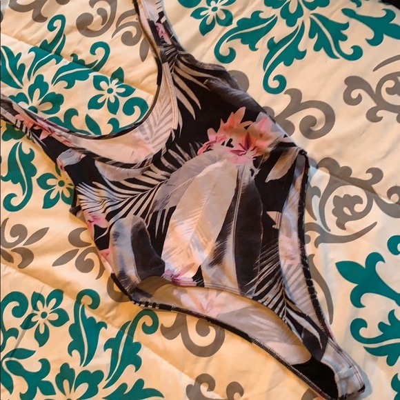 Bodysuit - Picture 2 of 2